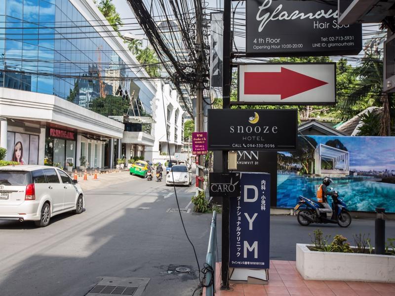 Snooze Hotel Thonglor Bangkok Exterior foto